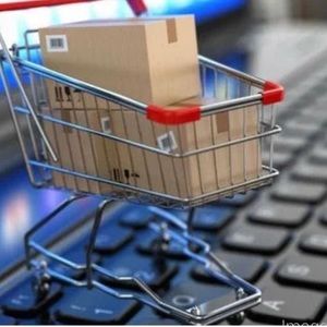 Meet your Posher, Adriana